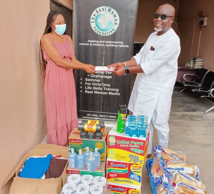 Chairmanship Aspirant, Fatoki Marks Birthday, Donates Food, Gifts To Orphanage